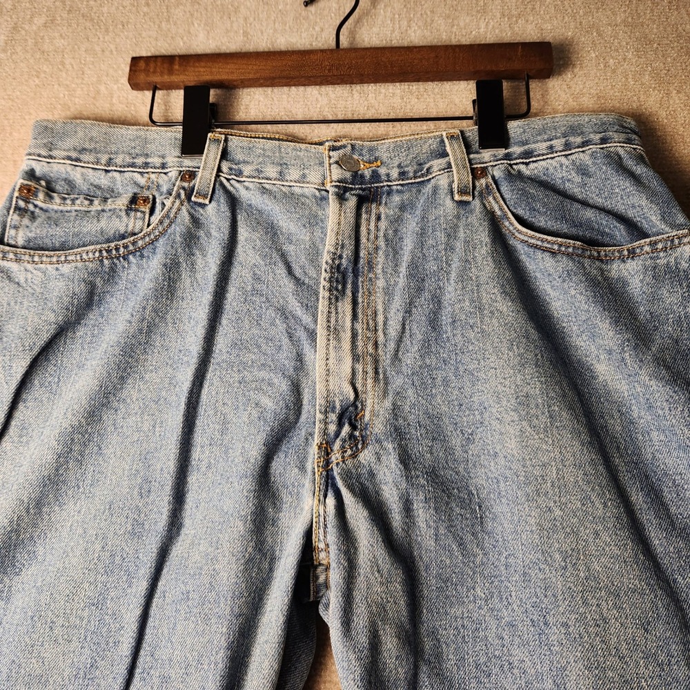 Levi's 550 Relaxed Fit Jeans Mens 40x30 Light Wash Blue Excellent Denim Pants